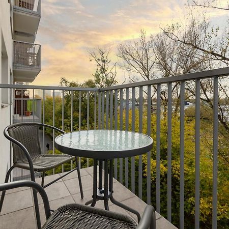Warsaw Sokolowska One Bedroom Apartament By Noclegi Renters 외부 사진